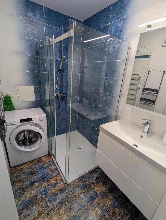 Lovely 2-Bedroom Flat In The Heart Of Druskininkai Bagian luar foto