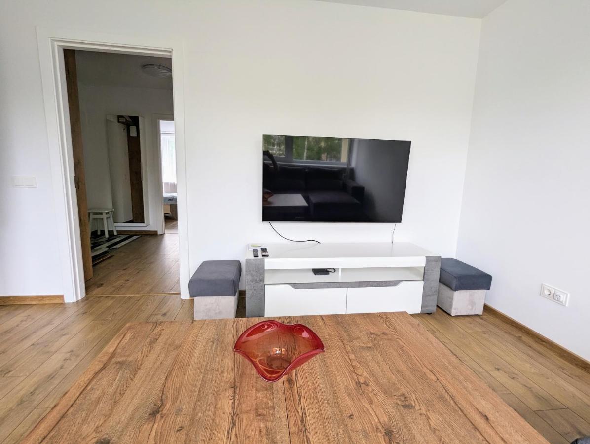 Lovely 2-Bedroom Flat In The Heart Of Druskininkai Bagian luar foto